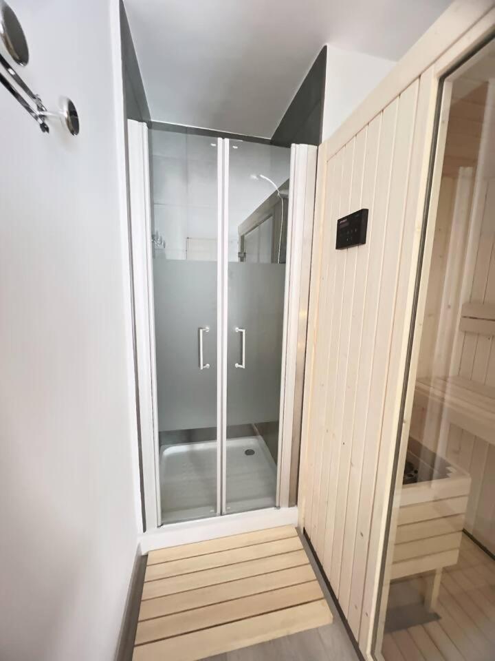Luxury Sauna By Confortsky Pas De La Casa Exterior foto